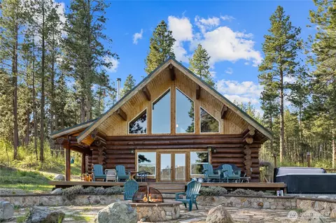 300 Fir Tree Dr, Cle Elum, WA 98922