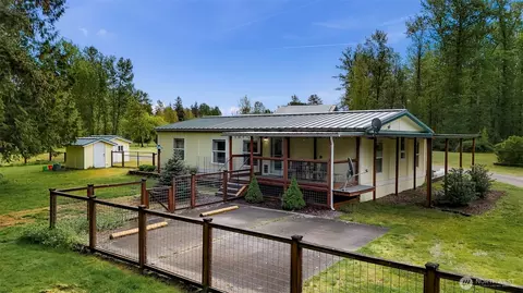 2121 Harksell Rd, Ferndale, WA 98248