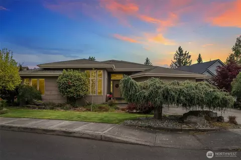 840 NW Deerfern Loop, Camas, WA 98607