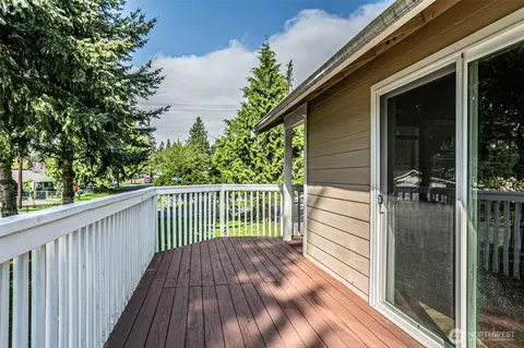 7121 Jefferson Ave, Everett, WA 98203 photo 32