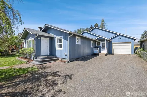 940 E Cascade Ave, Shelton, WA 98584