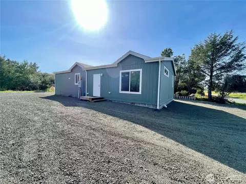 191 Marine View Dr SE, Ocean Shores, WA 98569
