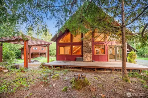 7740 Silver Lake Rd, Maple Falls, WA 98266
