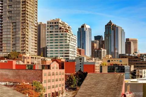 66 Bell St #102, Seattle, WA 98121