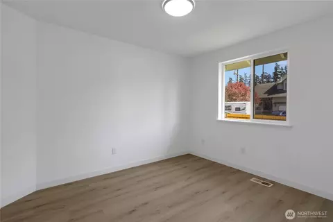 Bedroom - 22516 45th Ave E, Spanaway, WA 98387 photo 3 of 6