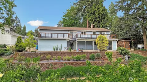 9601 S 216th St, Kent, WA 98031