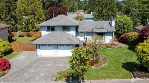5515 170th Pl SW, Lynnwood, WA 98037