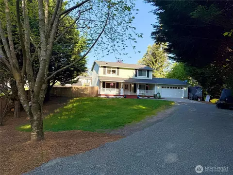 19615 18th St SW, Lakebay, WA 98349