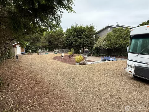 30515 K Pl, Ocean Park, WA 98640