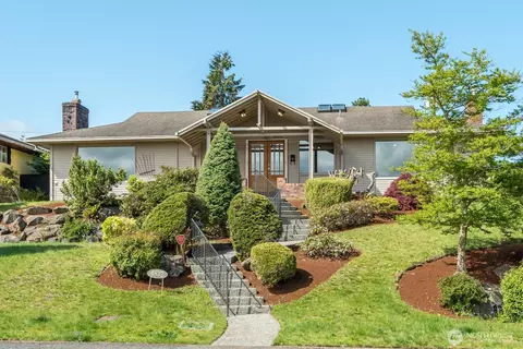 4832 Delaware Ave, Everett, WA 98203 photo 2