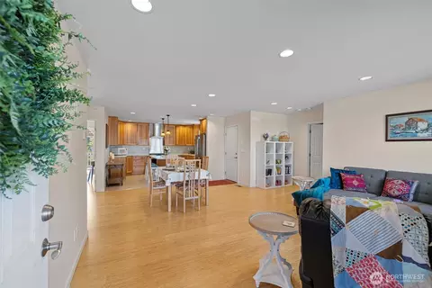 6517 Elliott Way, Everett, WA 98203 photo 8