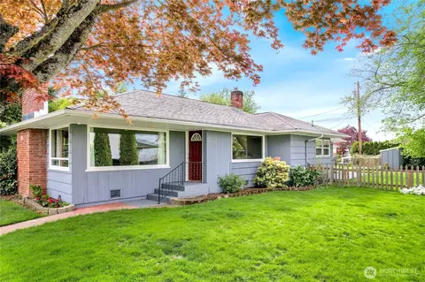 2317 Holman St, Bremerton, WA 98310