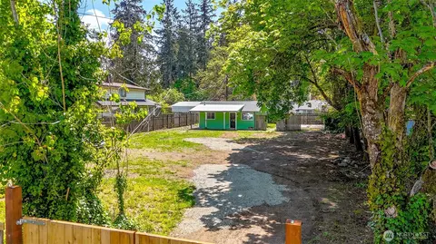 8914 Highland Ave SW, Lakewood, WA 98498