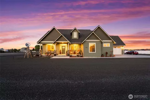 5889 NE Road J2, Moses Lake, WA 98837