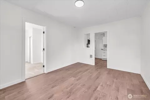 Living - 3114 Delaware St, Longview, WA 98632 photo 5 of 5