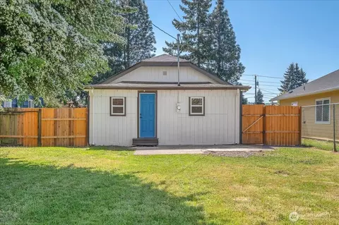 Exterior - 3114 Delaware St, Longview, WA 98632 photo 4 of 4