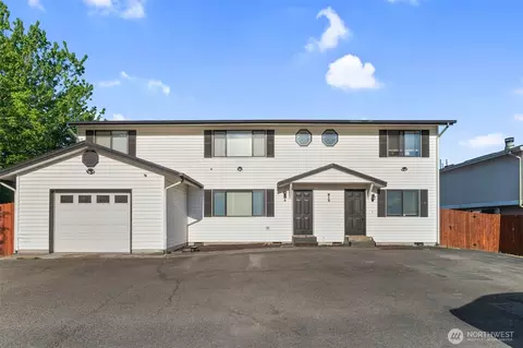 912 Algona Blvd N #A & B, Algona, WA 98001