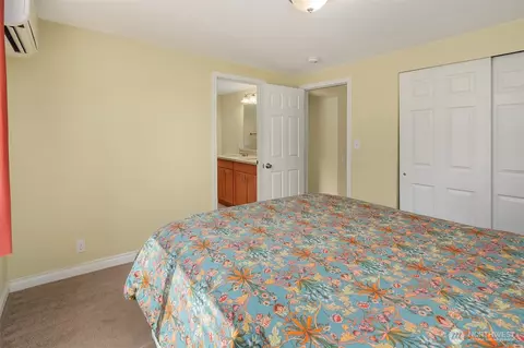 Bedroom - 411 Rose Way, Everett, WA 98203 photo 2 of 6