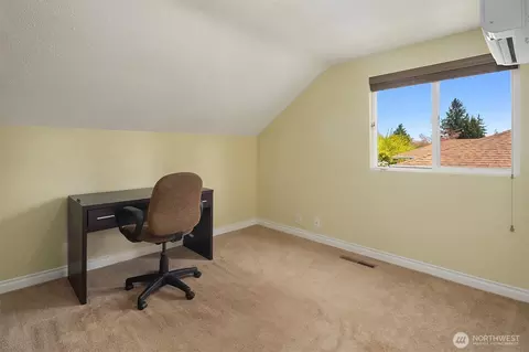Bedroom - 411 Rose Way, Everett, WA 98203 photo 5 of 6