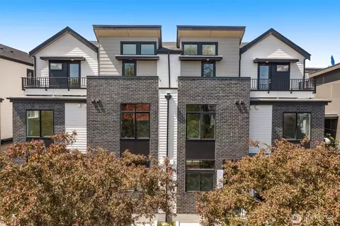 8341 C 12th Ave NW, Seattle, WA 98117