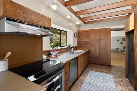 1015 Colby Ave, Everett, WA 98201 photo 10