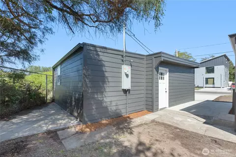 1114 Maybell St, Sumner, WA 98390 photo 32