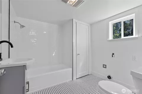 1114 Maybell St, Sumner, WA 98390 photo 14
