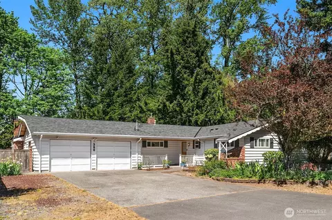 380 NE Birch St, Issaquah, WA 98027