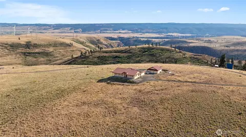 2111 Raptor Ridge Rd, Cle Elum, WA 98922