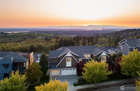 7153 170th Ave SE, Bellevue, WA 98006