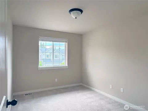 Bedroom - 629 194th Pl SE, Bothell, WA 98012 photo 4 of 4