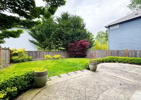 Exterior - 629 194th Pl SE, Bothell, WA 98012 photo 2 of 2