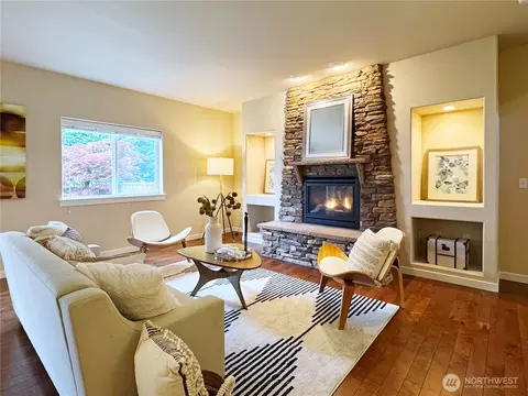 Living - 629 194th Pl SE, Bothell, WA 98012 photo 4 of 4