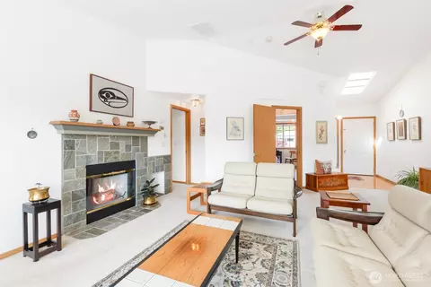 961 E Willow St, Sequim, WA 98382 photo 13