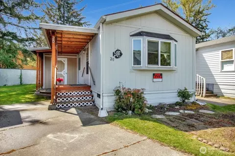 9810 State St #20, Marysville, WA 98270