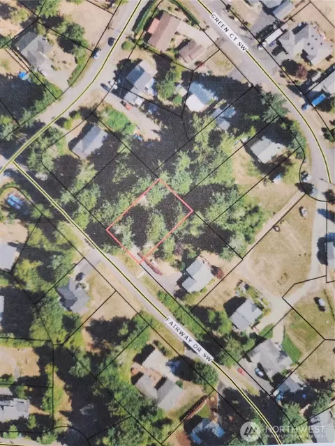 12116 SW Fairway Dr, Olympia, WA 98512