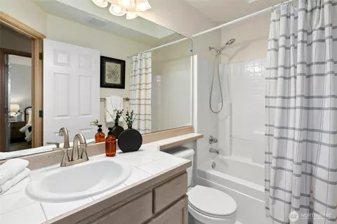 18711 22nd Dr SE, Bothell, WA 98012 photo 23
