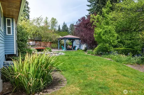 Exterior - 13915 23rd Dr SE, Mill Creek, WA 98012 photo 13 of 14