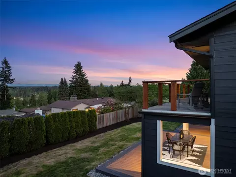 Exterior - 22515 3rd Ave SE, Bothell, WA 98021 photo 11 of 13