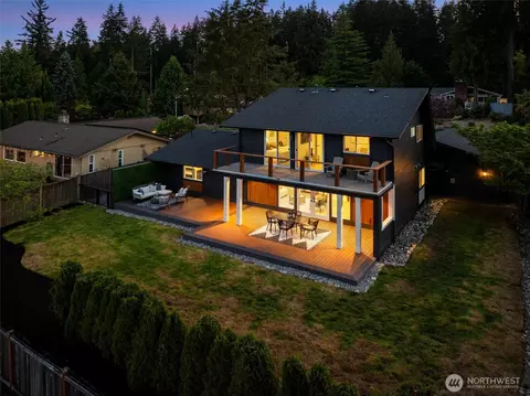 Exterior - 22515 3rd Ave SE, Bothell, WA 98021 photo 4 of 13
