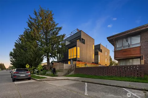 9429 18th Ave SW #A, Seattle, WA 98106