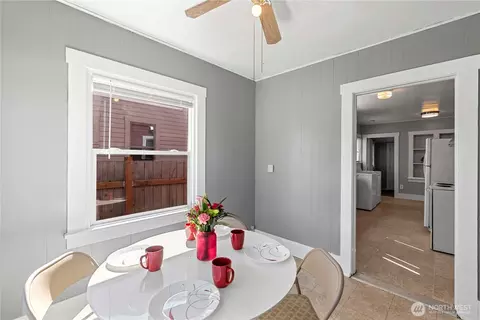 314 E Okanogan Ave, Chelan, WA 98816 photo 6