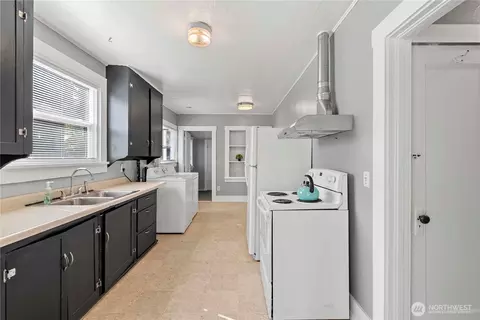 314 E Okanogan Ave, Chelan, WA 98816 photo 8