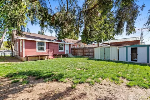 314 E Okanogan Ave, Chelan, WA 98816 photo 25