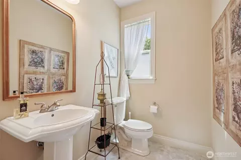 Bath - 1610 NW 34th Ave, Camas, WA 98607 photo 3 of 4