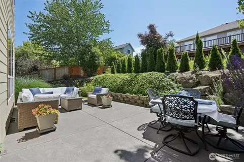 Exterior - 1610 NW 34th Ave, Camas, WA 98607 photo 7 of 10