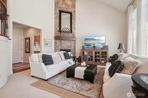 Living - 1610 NW 34th Ave, Camas, WA 98607 photo 6 of 6