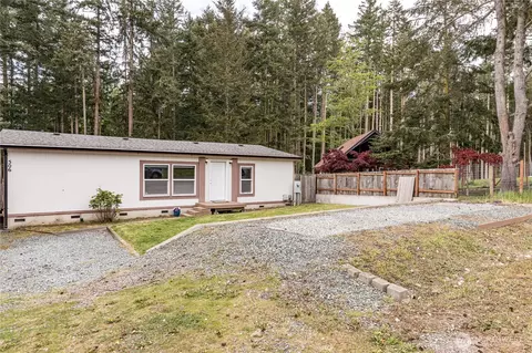 506 Ocean View Dr, Oak Harbor, WA 98277