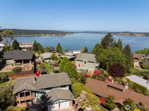 3730 Palisades Pl W, University Place, WA 98466
