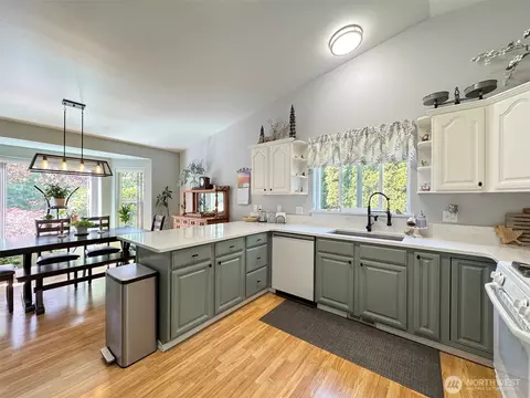 Kitchen - 401 Dungeness Mdws, Sequim, WA 98382 photo 1 of 3